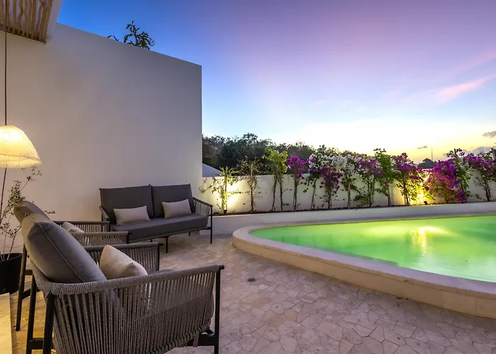 Sanctuary 11 Bali Private Pool & Sunset Luxury Retreat ヴィラ