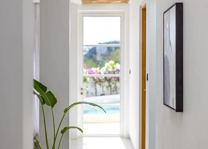 Sanctuary 11 Bali Private Pool & Sunset Luxury Retreat ヴィラ