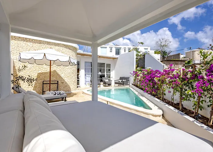 Sanctuary 11 Bali Private Pool & Sunset Luxury Retreat